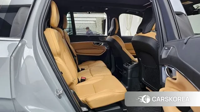 Volvo XC90 second Generation 2024 Серебряный из Кореи, фото 3