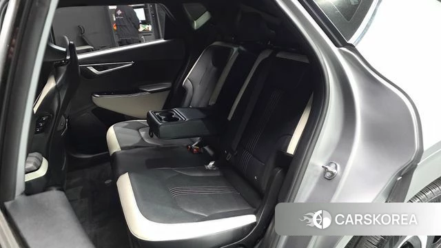 Kia EV6 2023 Серый из Кореи, фото 3
