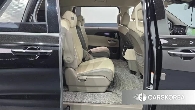 Kia Carnival 4th generation 2023 Черный из Кореи, фото 3