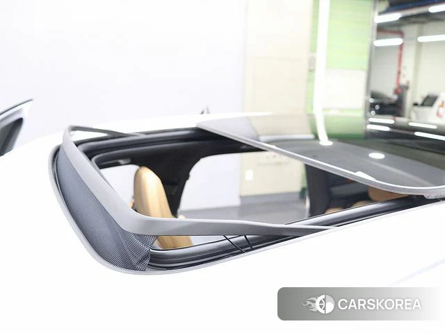 Volvo XC60 second Generation 2024 Белый из Кореи, фото 3