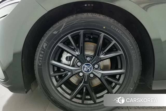 BYD Han DM 2024 Зеленый из Китая, фото 2