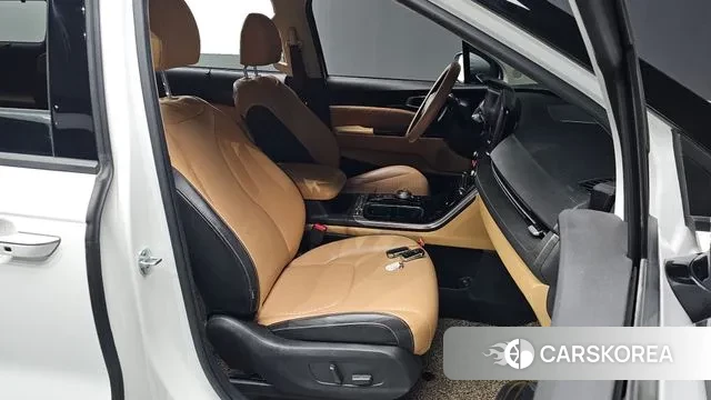 Kia Carnival 4th generation 2022 Белый из Кореи, фото 3