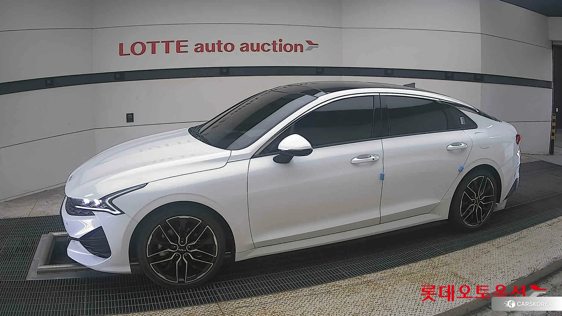 Kia K5 2023 Snow White Pearl (optional) из Кореи, фото 3