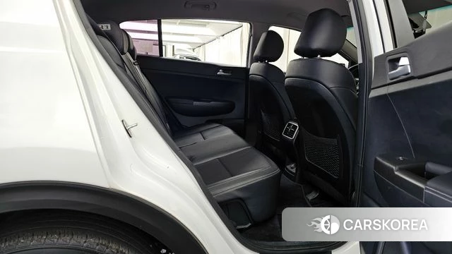 Kia Sportage 4th Generation 2018 Белый из Кореи, фото 3