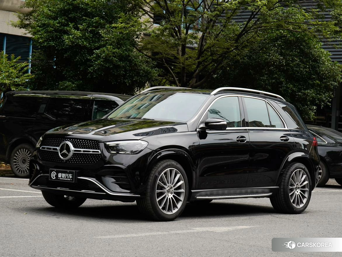 Mercedes-Benz GLE (import) 2023 Черный из Китая, фото 3
