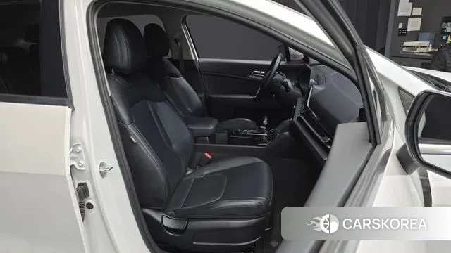 Kia Sportage 5th Generation 2022 Белый из Кореи, фото 3