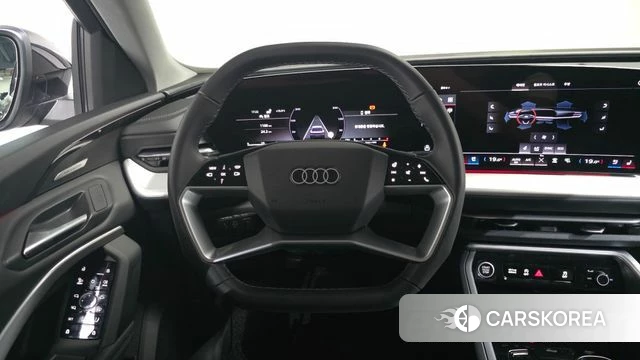 Audi Q5 (80A) 2025 Черный из Кореи, фото 3