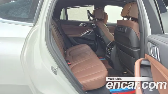 BMW X6 (G06) 2023 Белый из Кореи, фото 3