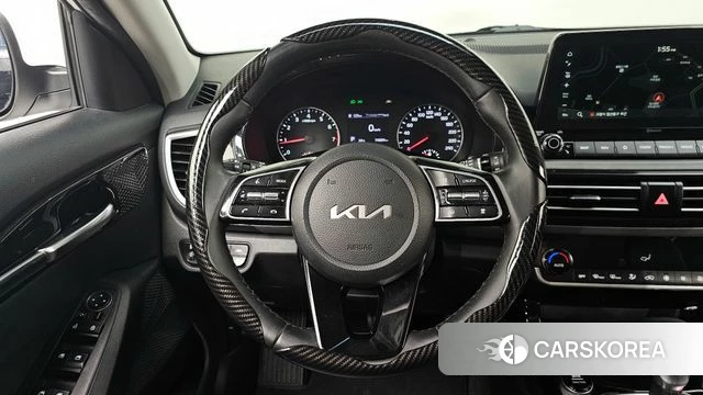 Kia Seltos 2021 Белый из Кореи, фото 3