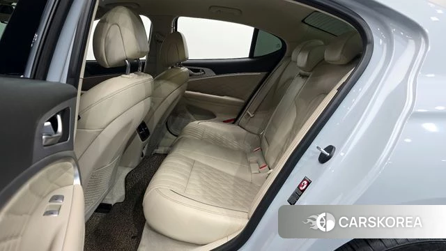 Genesis G70 2019 Светло-серебряный цвет из Кореи, фото 3