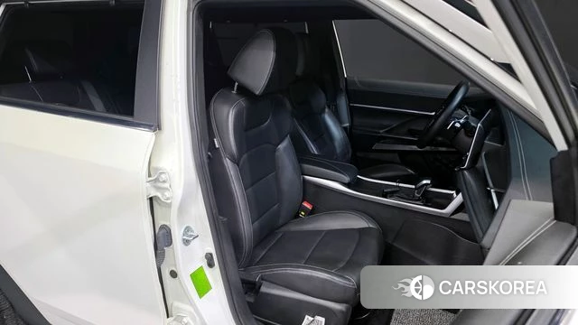 Ssangyong Torres 2022 Белый из Кореи, фото 3
