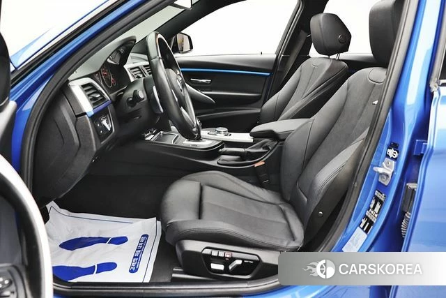 BMW 3 Series (F30) 2018 Синий из Кореи, фото 3