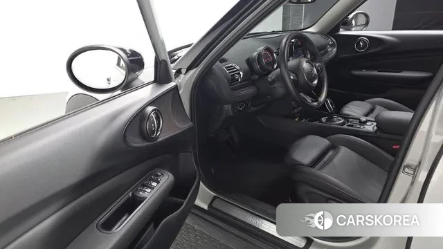 Mini Cooper Clubman 2021 Серебристо-серый из Кореи, фото 3