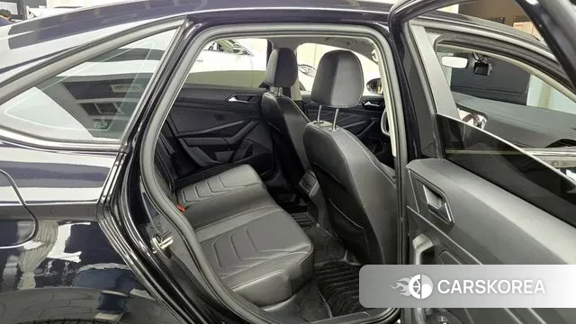 Volkswagen 7th Generation of Jetta 2022 Черный из Кореи, фото 3