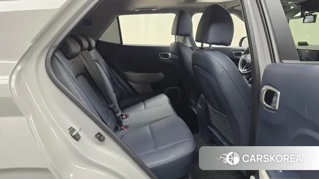 Hyundai Venue 2022 Серебряный из Кореи, фото 3