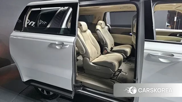 Kia Carnival 4th generation 2022 Белый из Кореи, фото 3