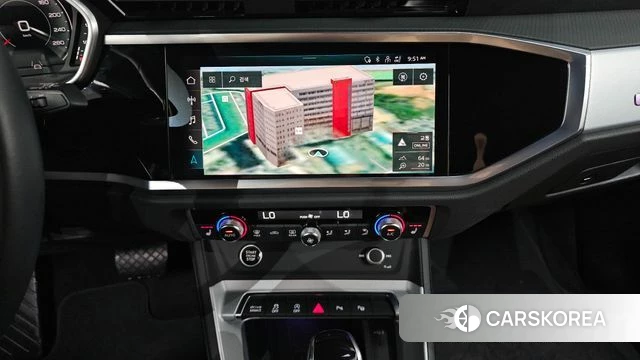 Audi Q3 (F3) 2022 Белый из Кореи, фото 3