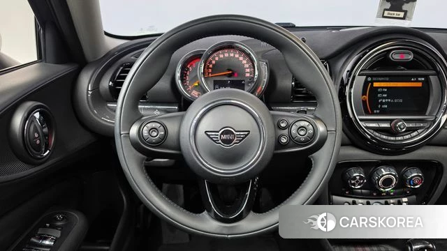 Mini Cooper D Clubman 2018 Красный из Кореи, фото 3