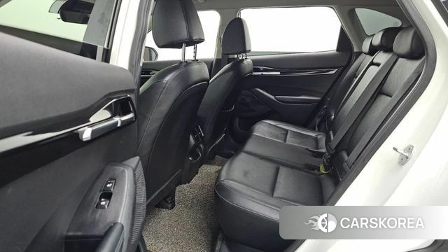 Kia Seltos 2019 Белый из Кореи, фото 3