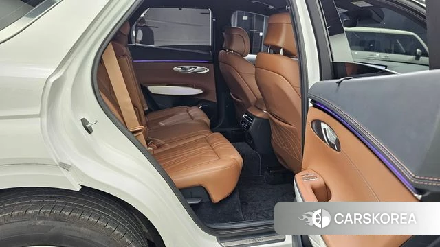 Genesis GV70 2025 Белый из Кореи, фото 3