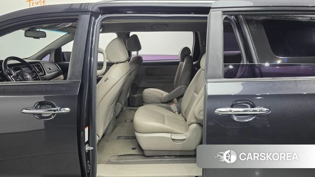 Kia The New Carnival 2019 Серый из Кореи, фото 3
