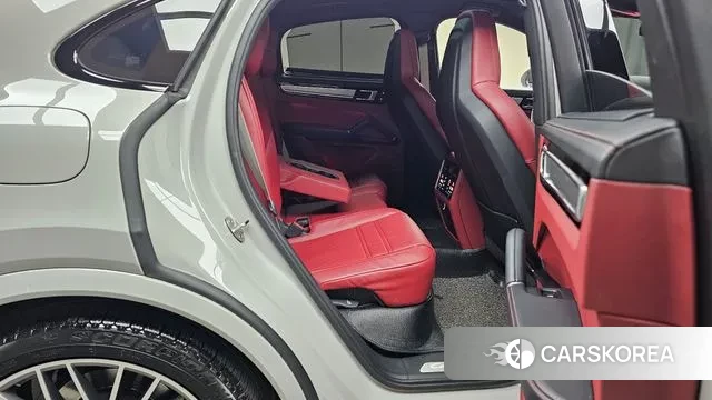 Porsche Cayenne (PO536) 2023 Серебристо-серый из Кореи, фото 3