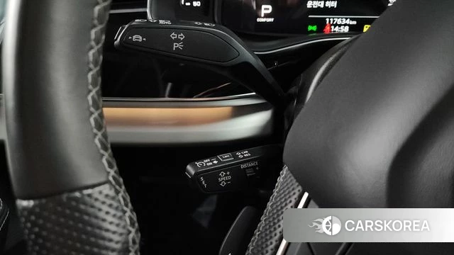 Audi Q8 (4M) 2021 Серебряный из Кореи, фото 3