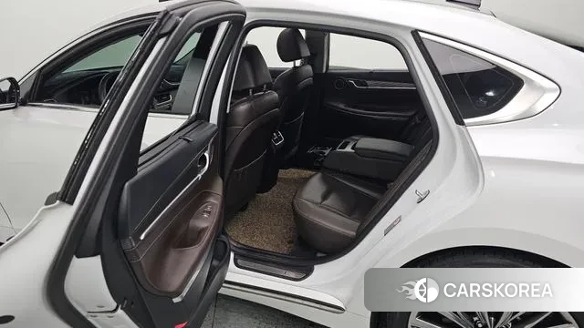 Hyundai Grandeur IG 2019 Белый из Кореи, фото 3