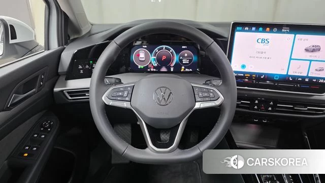 Volkswagen Golf 8th Generation 2026 Белый из Кореи, фото 3