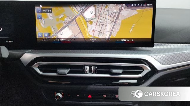 BMW i4 2023 Светло-серебряный цвет из Кореи, фото 3