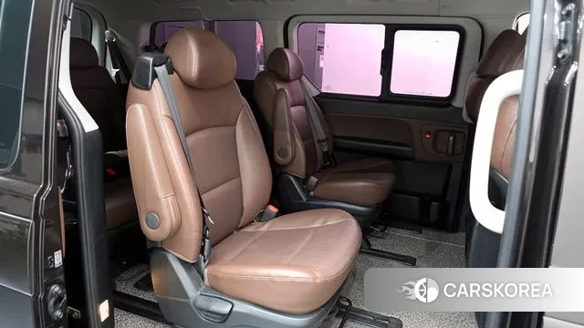 Hyundai The New Grand Starex 2018 Черный из Кореи, фото 3