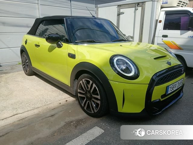 Mini Cooper S Convertible 2023 Светло-зеленый из Кореи, фото 3