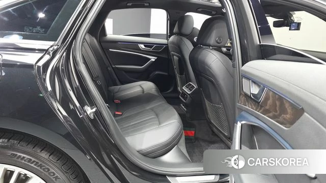 Audi A6 (C8) 2020 Черный из Кореи, фото 3