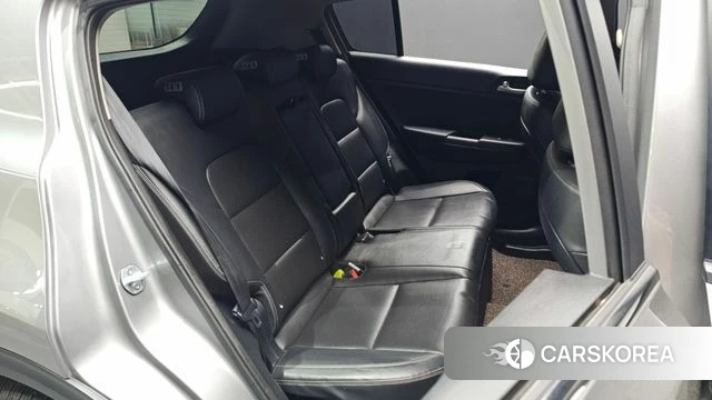 Kia Sportage The Bold 2018 Серебристо-серый из Кореи, фото 3