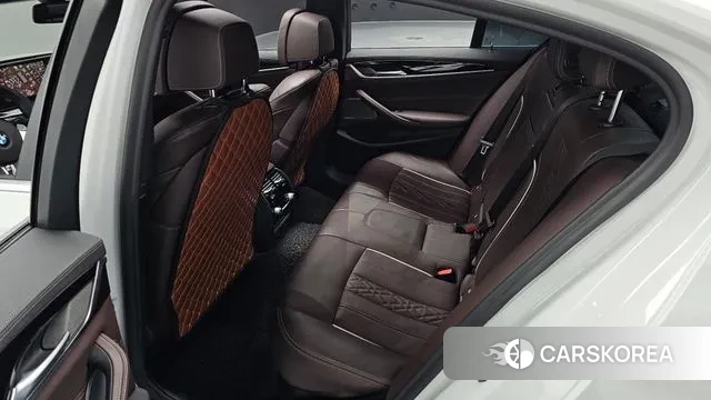 BMW 5 Series (G30) 2021 Белый из Кореи, фото 3