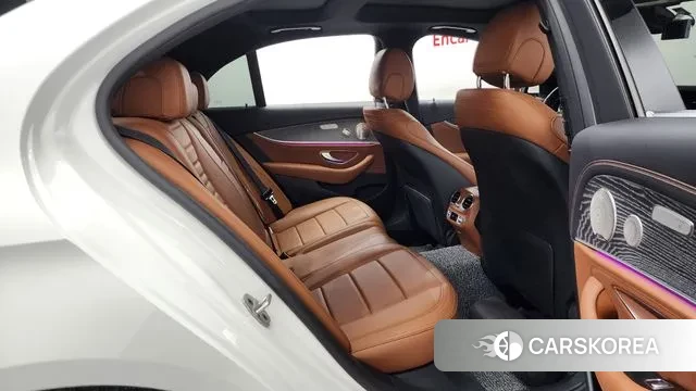 Mercedes-Benz E-Class W213 2021 Белый из Кореи, фото 3