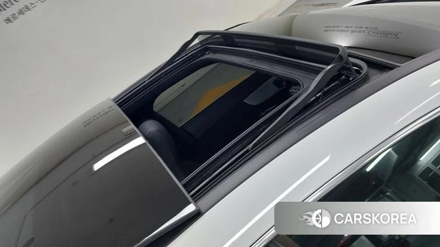 Mercedes-Benz CLA-Class C118 2023 Белый из Кореи, фото 3