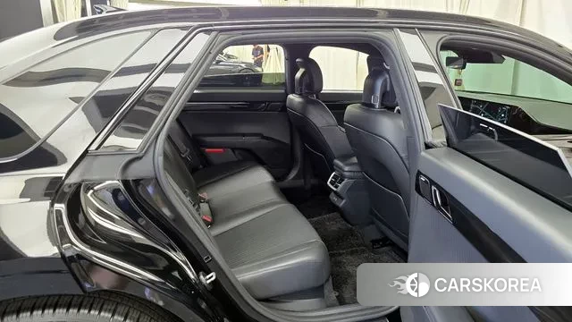 Hyundai Grandeur (GN7) 2023 Черный из Кореи, фото 3