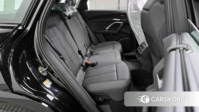 Audi Q5 (80A) 2026 Черный из Кореи, фото 3