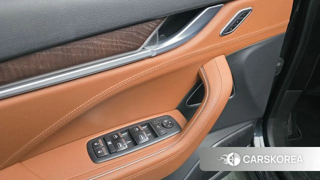 Maserati Levante 2020 Черный из Кореи, фото 3