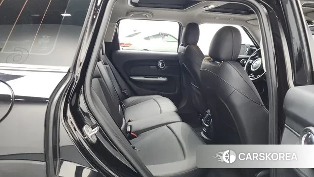 Mini Cooper SD Clubman 2020 Черный из Кореи, фото 3