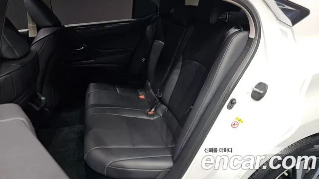 Lexus ES300h 7th generation id 2696232 из Кореи 3