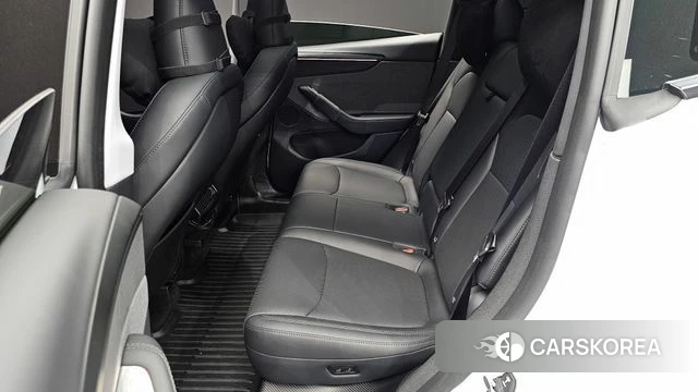 Tesla Model Y 2025 Белый из Кореи, фото 3