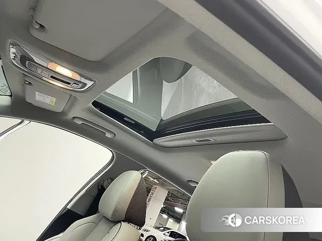 Hyundai Avante (CN7) 2021 Белый из Кореи, фото 3