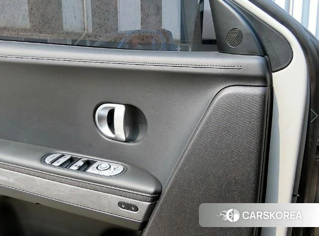 Hyundai Ionic 5 2021 Серебристо-серый из Кореи, фото 3