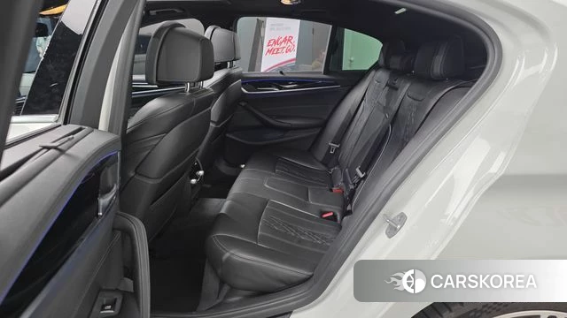 BMW 5 Series (G30) 2019 Белый из Кореи, фото 3