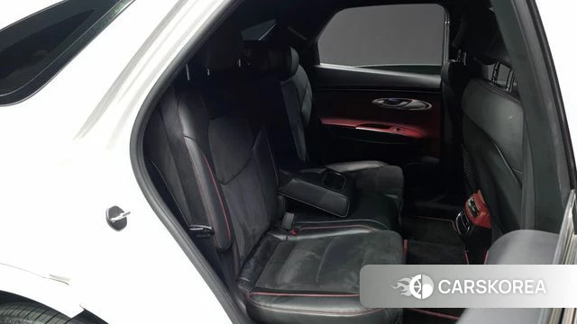 Genesis GV70 2022 Белый из Кореи, фото 3