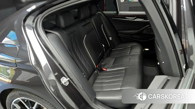BMW 5 Series (G30) 2023 Серый из Кореи, фото 3
