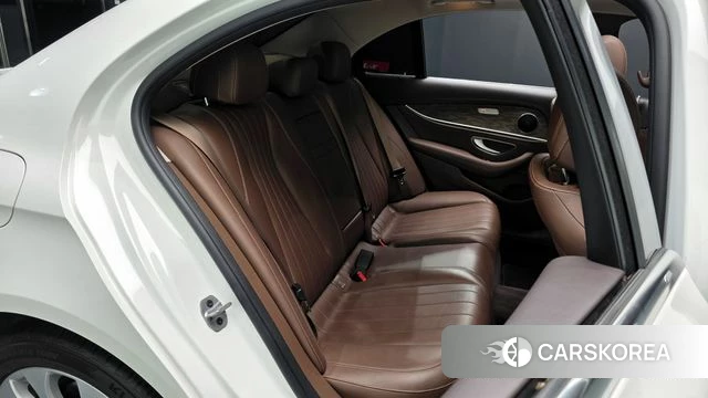 Mercedes-Benz E-Class W213 2019 Белый из Кореи, фото 3