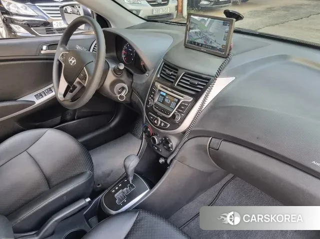 Hyundai Accent (New type) 2018 Белый из Кореи, фото 3